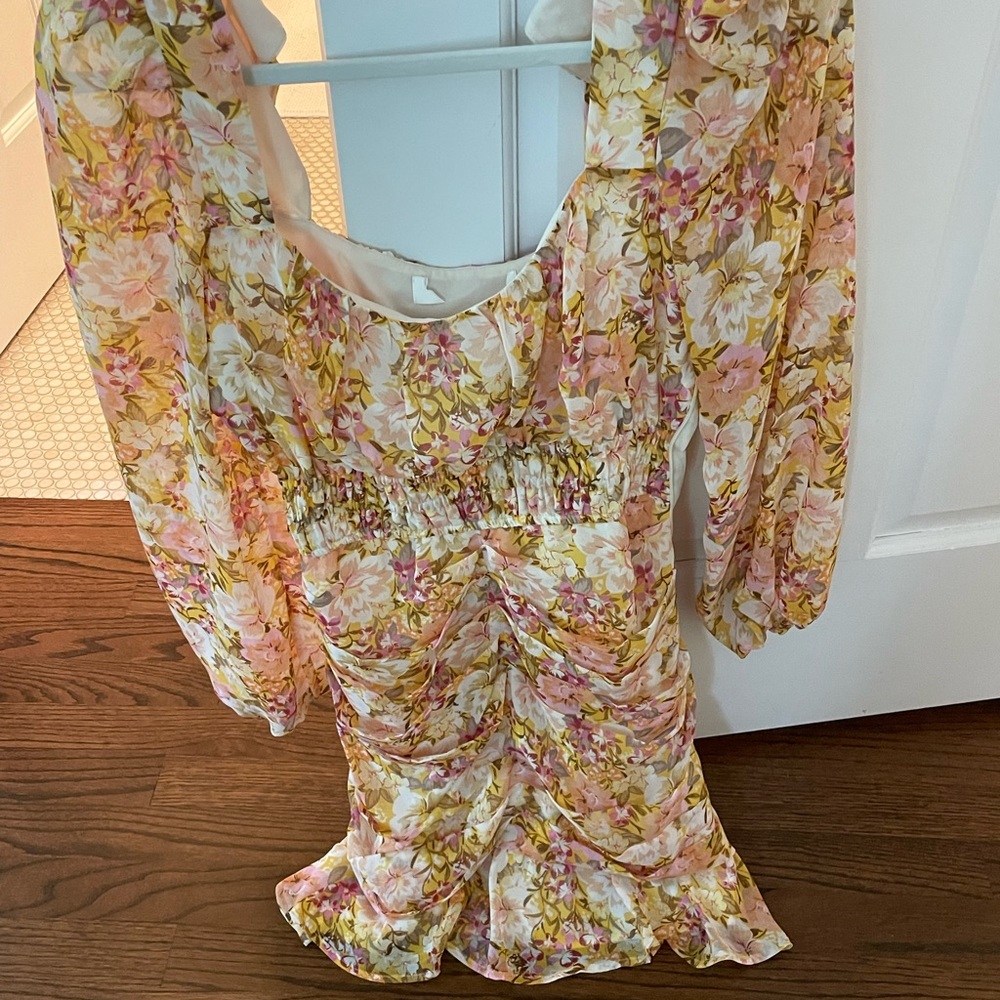 Worn once. Really pretty dress. ASTR the label